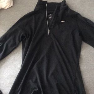 Small black 1/4 zip dry fit nike